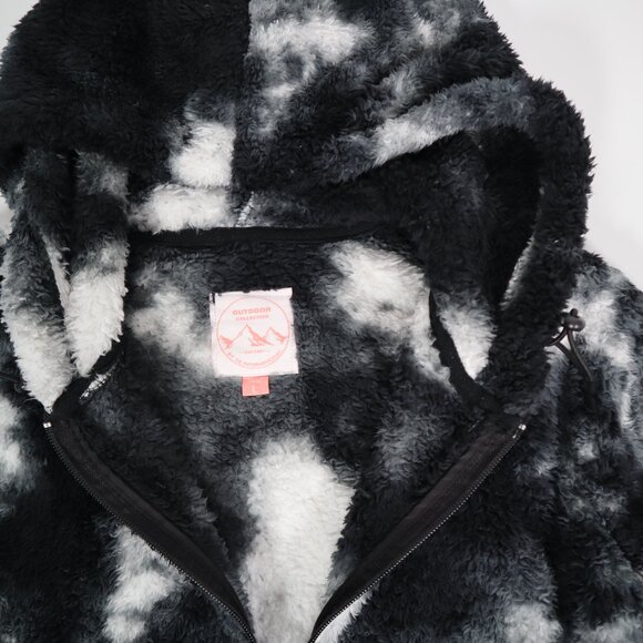 Outdoor Collection by 26 International Sherpa Jacket Side Zip Black and White LG - Picture 3 of 9
